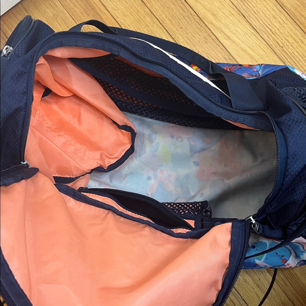 Adidas duffle gym bag navy blue women’s watercolor colorful sports luggage - Picture 5 of 7